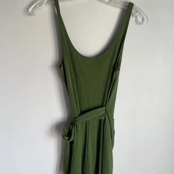NEW Reformation Kaila Midi Dress Green - Picture 8 of 9